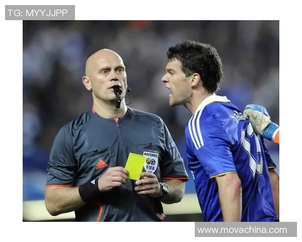 足球明星与垃圾经纪人的背后故事揭示了足球产业的黑暗面与真实价值