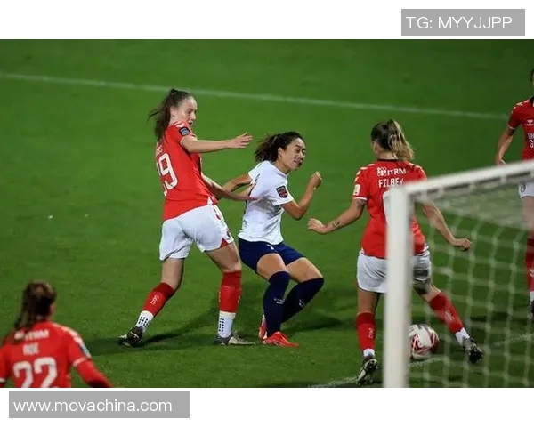 足球明星中的美女排行榜哪位女孩最具魅力与风采