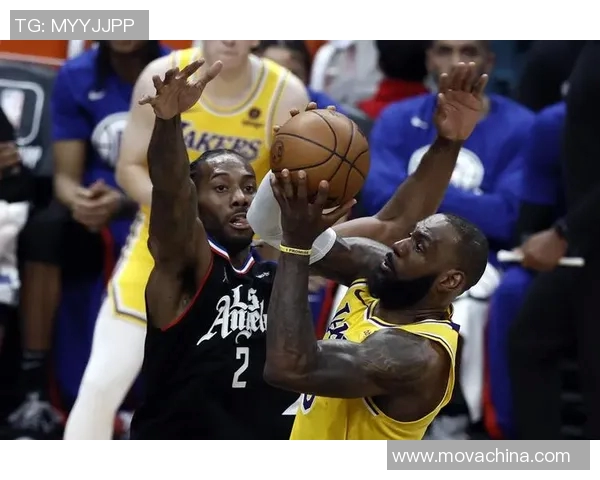 2021年NBA总决赛快船与雄鹿的巅峰对决回顾与分析